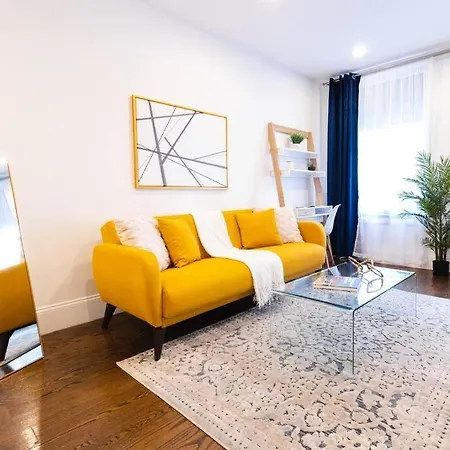 69-3c Stylish Lower East East 1br Brand New New York