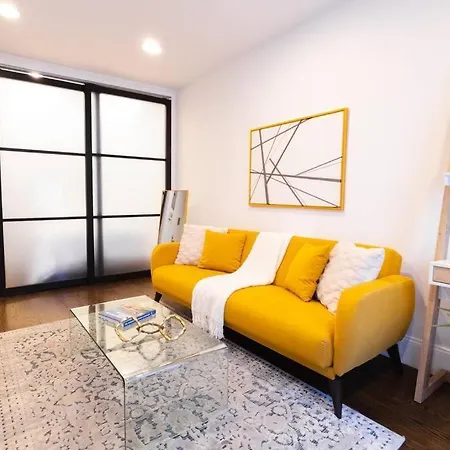 69-3c Stylish Lower East East 1br Brand New *