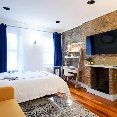 24-17 Renovated Prime Location Wd