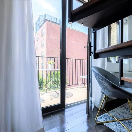 809-6b 2br Duplex Breathtaking Views Beauty Apartment New York