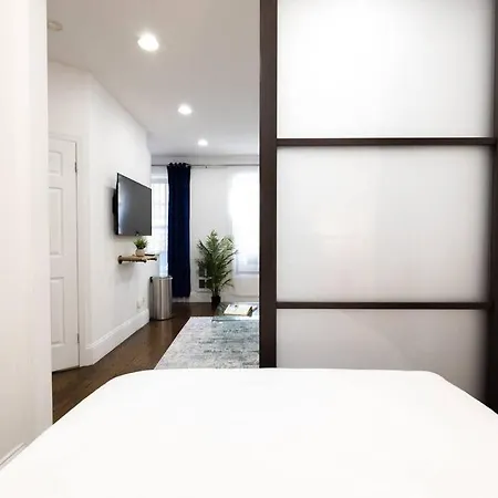 69-2d Stylish Lower East Side 1br Brand New *