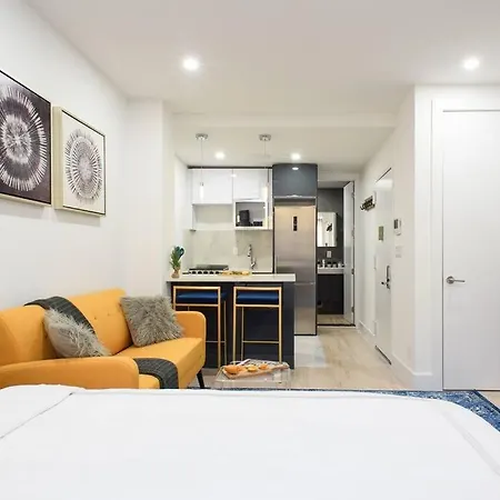 Apartment 1597-8 Luxury Upper East Side W&d