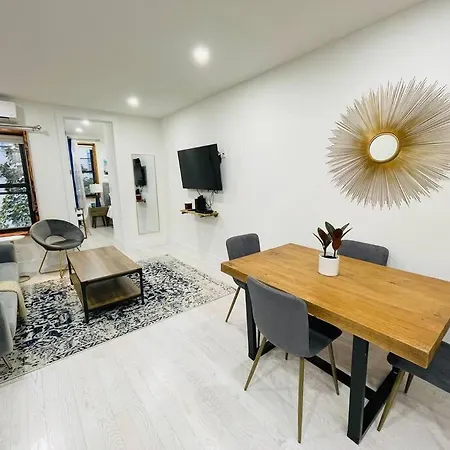 Apartment 78-3a Luxury Brand New Modern 1br W&d New York