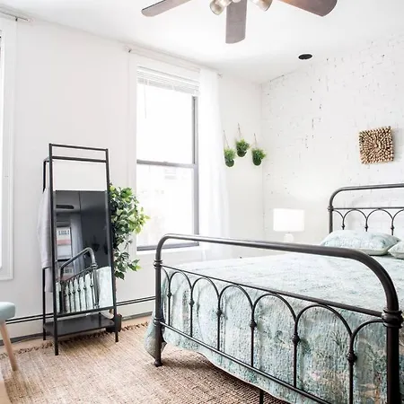 139-2w Prime West Village Furnished 2br Value New York