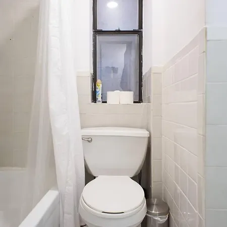 428-3r Spacious Prime Midtown 2br Newly Furnished * New York