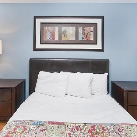 Superior Midtown East Apartment