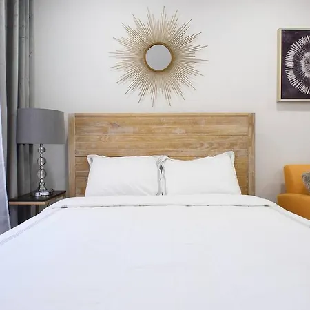 1597-8 Luxury Upper East Side W&d New York