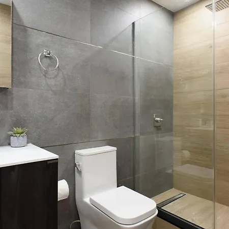 1597-5 New Prime Ues W D In Unit Apartment *
