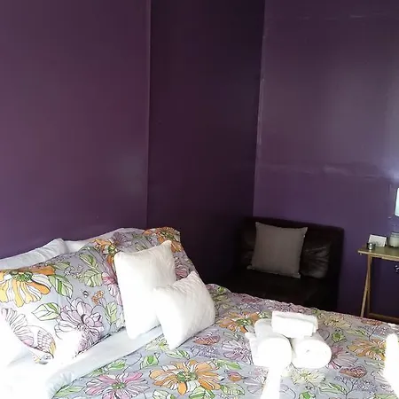 Oyo Bed And Breakfast Bed & Breakfast *