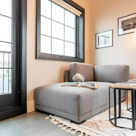 Apartment Chic Mezzanine Loft With Rooftop And Shoreline Nearby At 