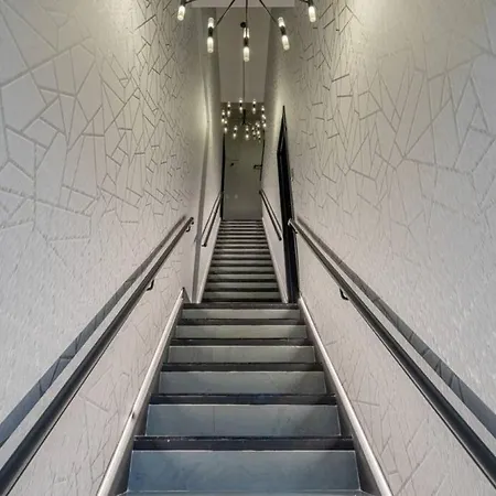 Chic Mezzanine Loft With Rooftop And Shoreline Nearby At 
