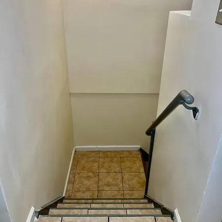 Beautiful & Huge 2 Bed Duplex * New York