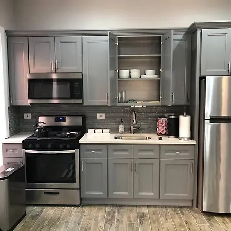 Beautiful 3 Bedrooms *