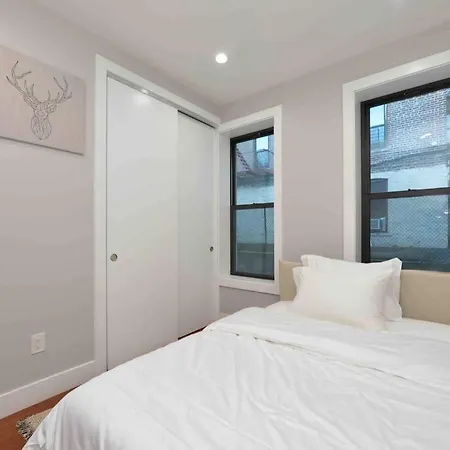 Apartment Beautiful 3 Bedrooms *