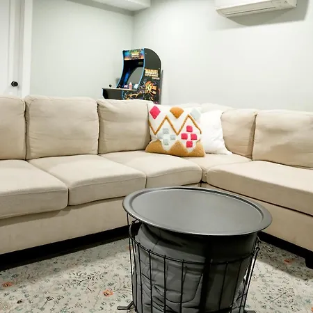 Brooklyn Retreat-ideal Getaway/movie Or Game Night
