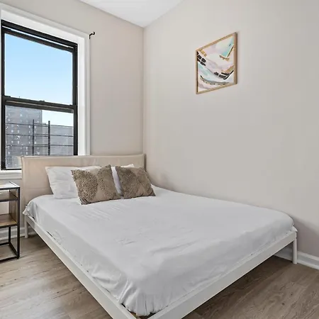 Modern 2br In Upper Manhattan With Washer And Dryer Apartment