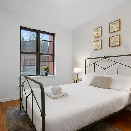 Superb 2br In Upper Manhattan Apartment New York