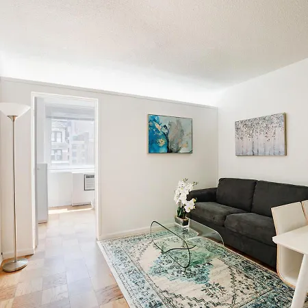 Stunning 2 Bedroom At Columbus Circle * New York