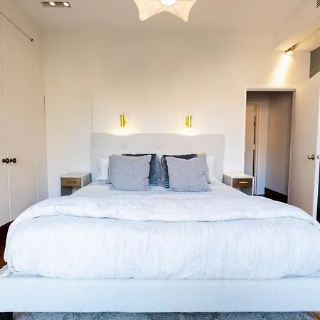 E10-3 3br Designer Townhouse Apartment New York