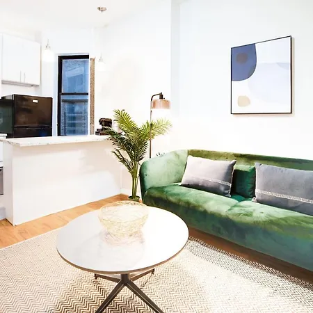 Urban Style In Harlem 5min Walk To Subway Apartment New York