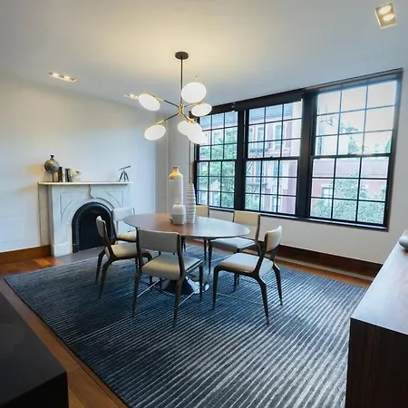 E10-3 3br Designer Townhouse New York
