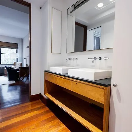 E10-3 3br Designer Townhouse New York