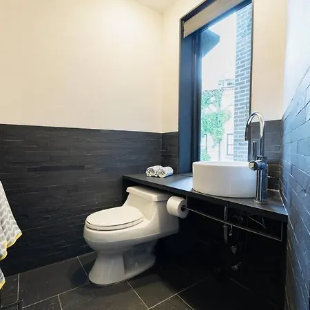 E10-3 3br Designer Townhouse * New York