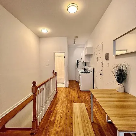 Apartment Cozy Dublex Near Times Square