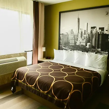 Hotel Super 8 By Wyndham Bronx Near Botanical Garden