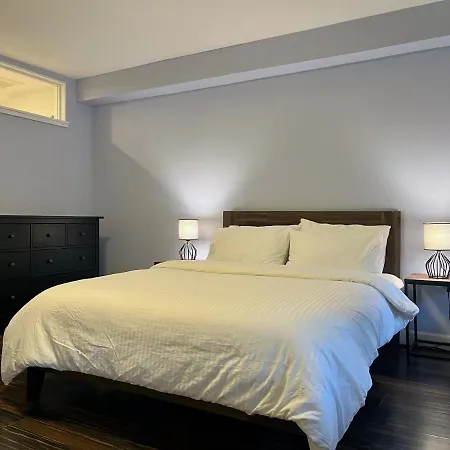 Apartment Close To All! 2-room In A 1-family Townhouse New York