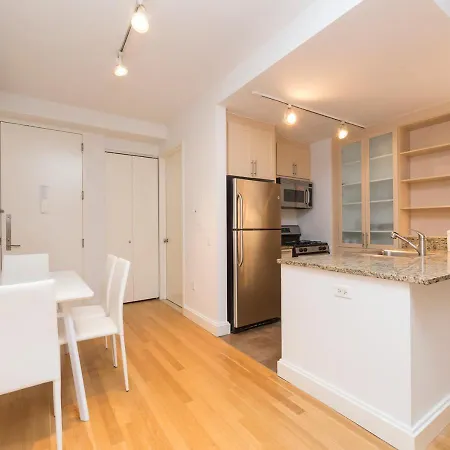 Fantastic 3br At Financial District New York