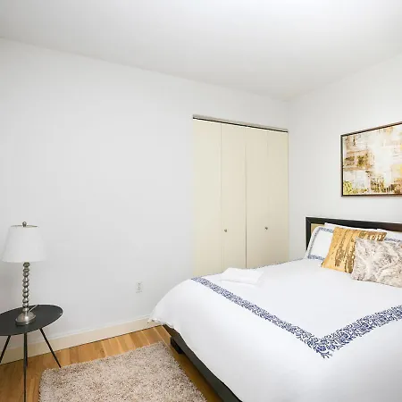 Fantastic 2br At Financial District * New York