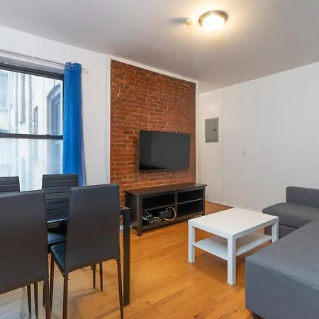 Corporate Suites On Upper East Side Apartment *