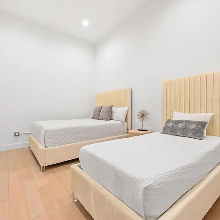Soho Grand Apartment