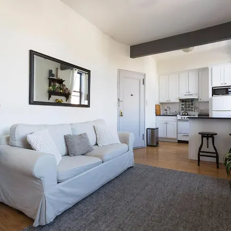 Apartment One Bedroom Suite - Prime West Village Location *