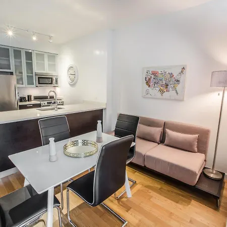 Unique Two Bedroom At Upper West Side New York