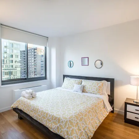 Unique Two Bedroom At Upper West Side Apartment