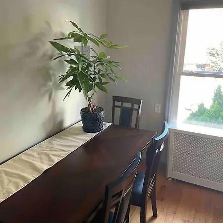 Apartment Wonderful 2 Bedroom In The Heart Of Astoria New York