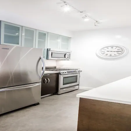 Unique Two Bedroom At Upper West Side Apartment New York