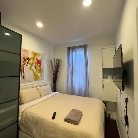 Apartment Sexy Trendy 3 Bedrooms Lower East Side Manhattan *