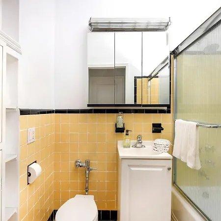 Studio In Heart Of Chelsea * New York