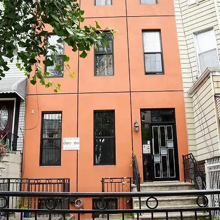 Apartment Central 5br Duplex W/ Patio For 14 Guests New York