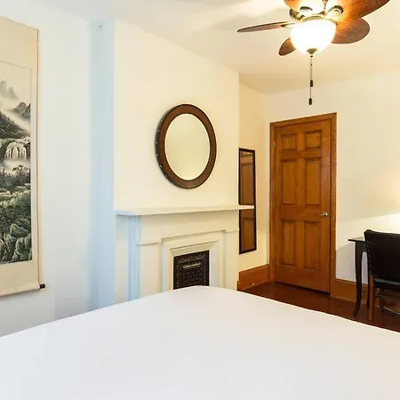 The Life Townhouse Holiday home New York