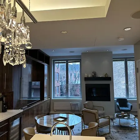 Posh 4 Bedroom Times Square Penthouse With Private Rooftop