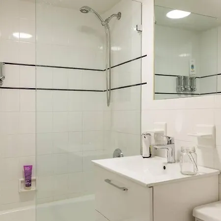 Apartment Beautiful Private & Close To Everything! New York