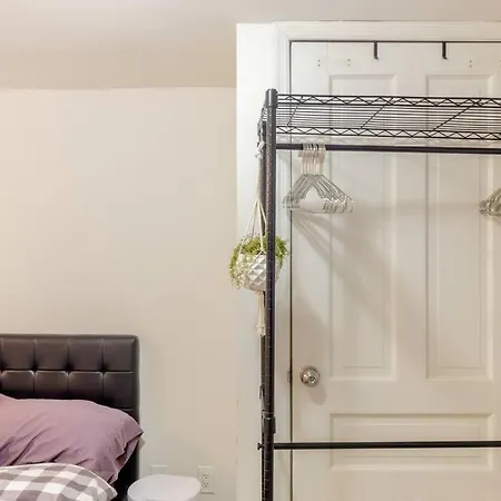 Beautiful Private & Close To Everything! * New York