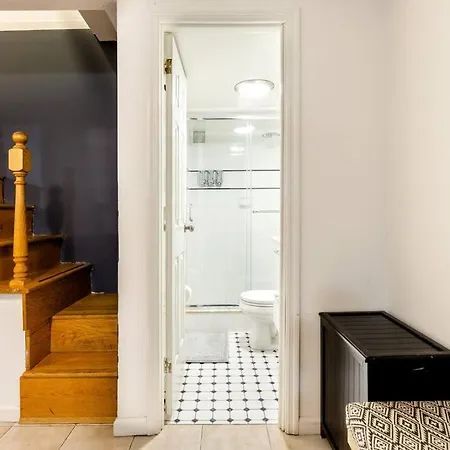 Beautiful Private & Close To Everything! New York