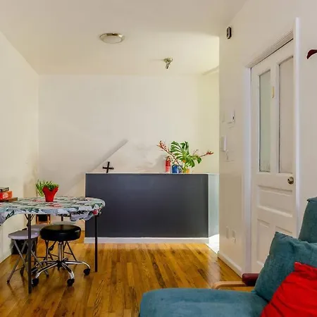 Beautiful Private & Close To Everything! * New York