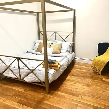 Starpenn Apartment