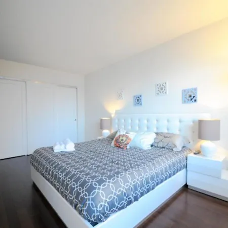 Two Bd At Midtown East New York